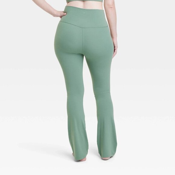 XS - Womens Everyday Soft Ultra High-Rise Bootcut Leggings - AIM - Green - Picture 4 of 9